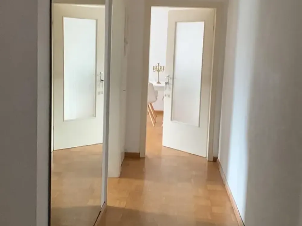 Zur Untermiete: Zwei Zimmer mit Balkon in der Südstadt