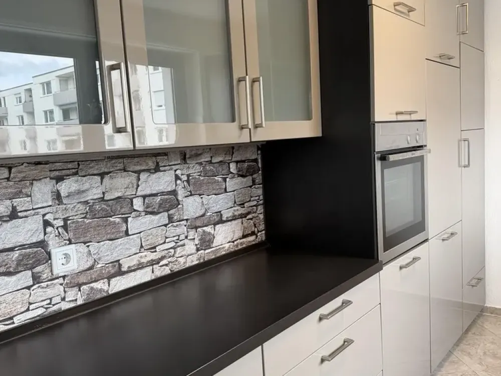 Modernisierte 4,5 Zimmer Wohnung mit Balkon, EBK und TG-Box in begehrter Wohnlage von Sindelfingen