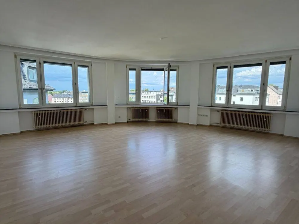 3,5 Zimmer-Wohnung direkt in der Innenstadt!