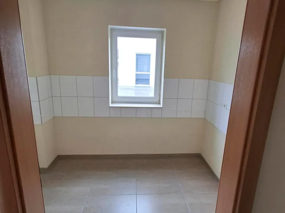 Helle Wohnung (Erstbezug 1.Stock) 85 qm Schwalbach Saar ab sofort