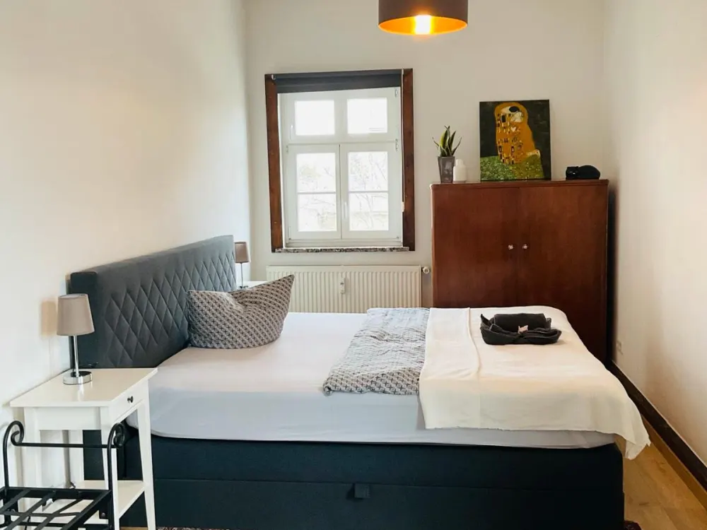 1 Zimmer Wohnung möbliert