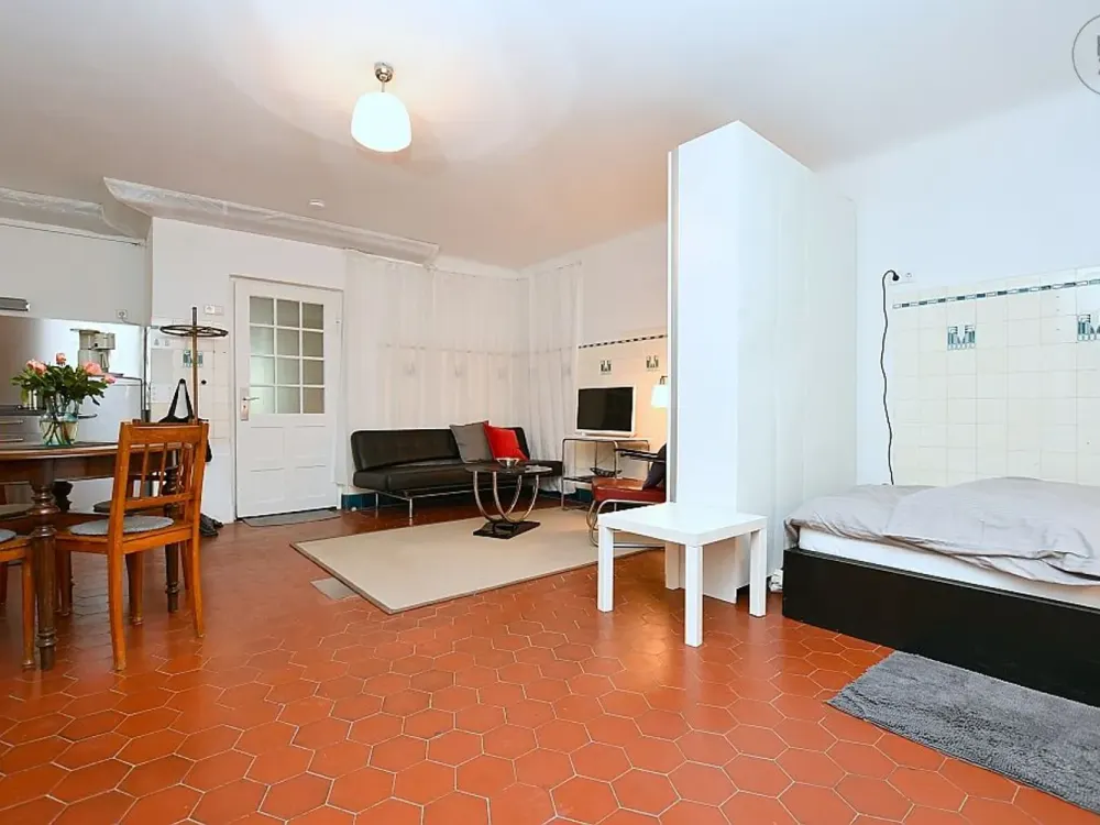 Möblierte Wohnung in Stuttgart Mitte in schöner Jugendstilvilla