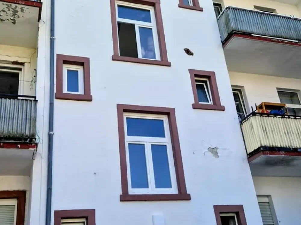 Traumhafte 3-Zimmer-Altbauwohnung mit Balkon, Erstbezug nach Komplettsanierung