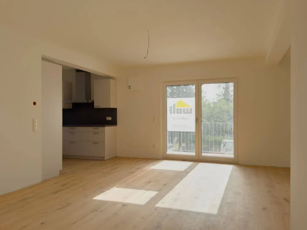Neubau-Wohnung in Waldperlach, ca. 105 m² Luxus auf 2 Ebenen mit Ost-Balkon und PV-Anlage