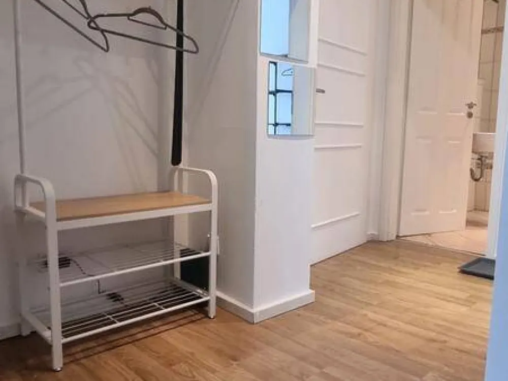 27767 HomeCompany Dresden Möbliert/Furnished 2-Zimmer Apartment in Dresden-Löbtau max. 4 Personen