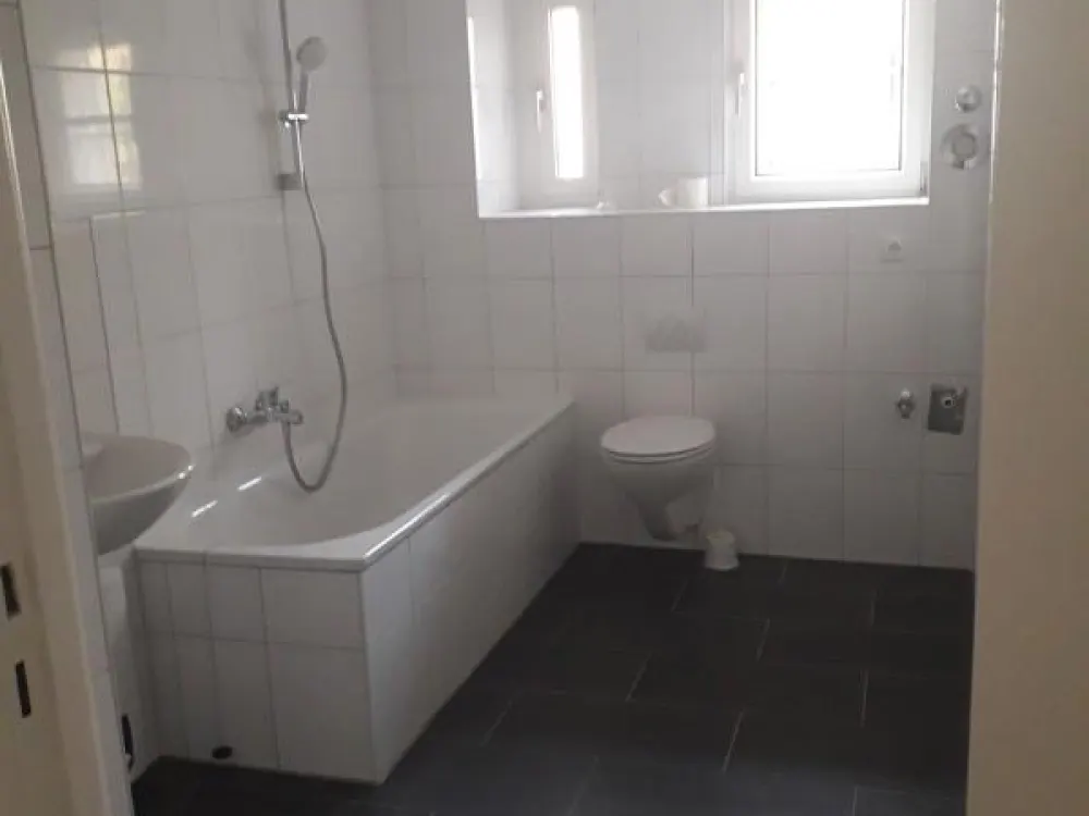 schöne 4-Zimmer-Wohnung im Grünen