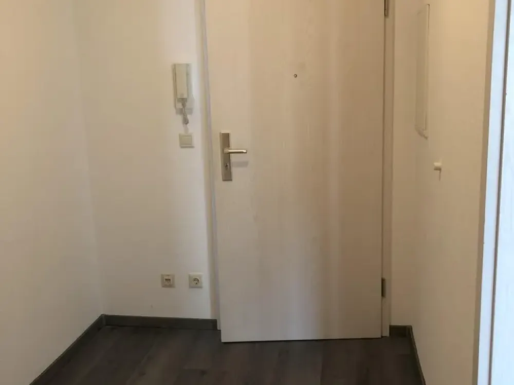 Schöne 1-Zimmer-Wohnung mit Balkon und Einbauküche - provisionsfrei - top Verkehrsanbindung