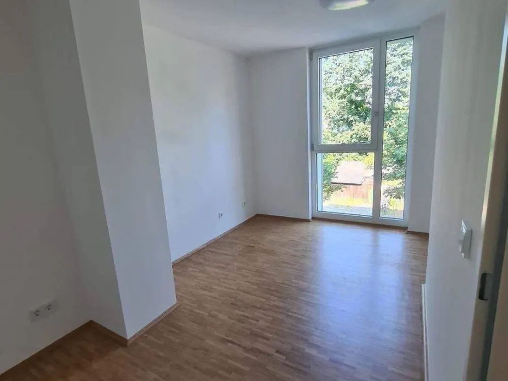 5 Zimmerwohnung, 2 Bäder, WG Geeignet Hans-Mielich-Platz