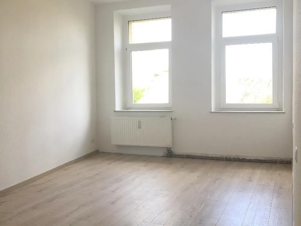 LEIPZIG-LEUTZSCH * RENOVIERTE EG-WOHNUNG mit BALKON und moderner Ausstattung sucht neuen Mieter