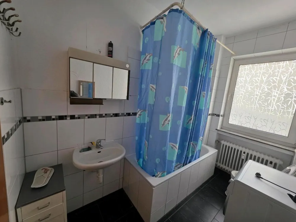 Schöne helle 2 Zimmer Wohnung mit 55 m2 in Kassel-Nord