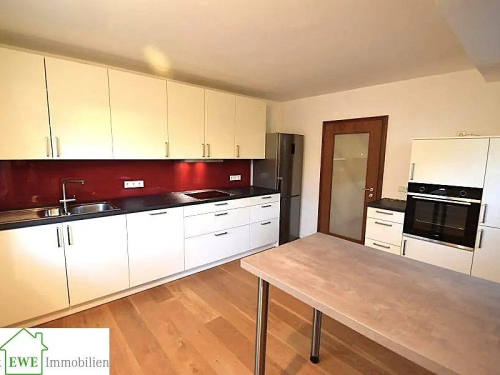 Objekt Nr. 443_2, 40593 Düsseldorf Urdenbach Top - Maisonette-Wohnung mit Balkon