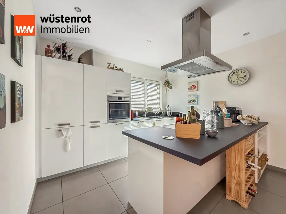Moderne 4-Zimmer-Wohnung in Picard, 113 m², Terrasse, Einbauküche & Stellplätze
