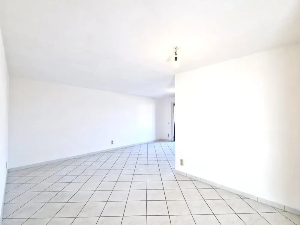 Helle 3-Zimmer-Wohnung mit Terrasse und Weitblick über Nauheim