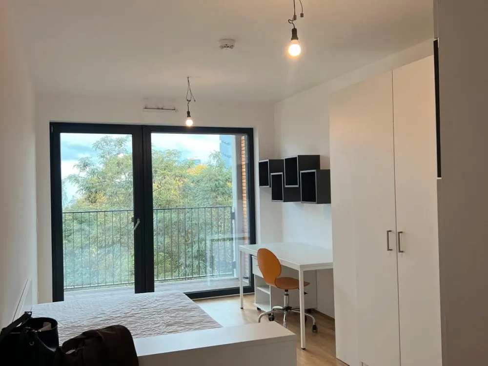 ab 1. November: möbliertes 1-Zimmer-Apartment in Friedrichshain