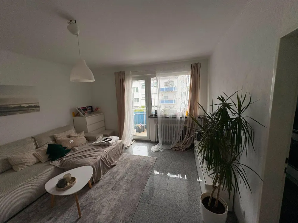 Exklusive 2 Zimmer Wohnung mit Balkon in Lintorf