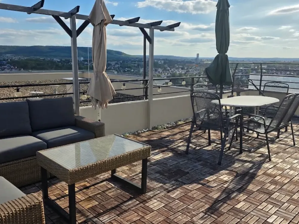 Über den Dächern von Waiblingen: 3,5-Zimmer-Wohntraum mit Weitblick-Dachterrasse!