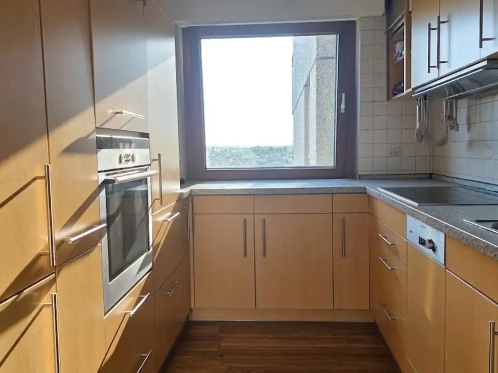 Über den Dächern von Waiblingen: 3,5-Zimmer-Wohntraum mit Weitblick-Dachterrasse!