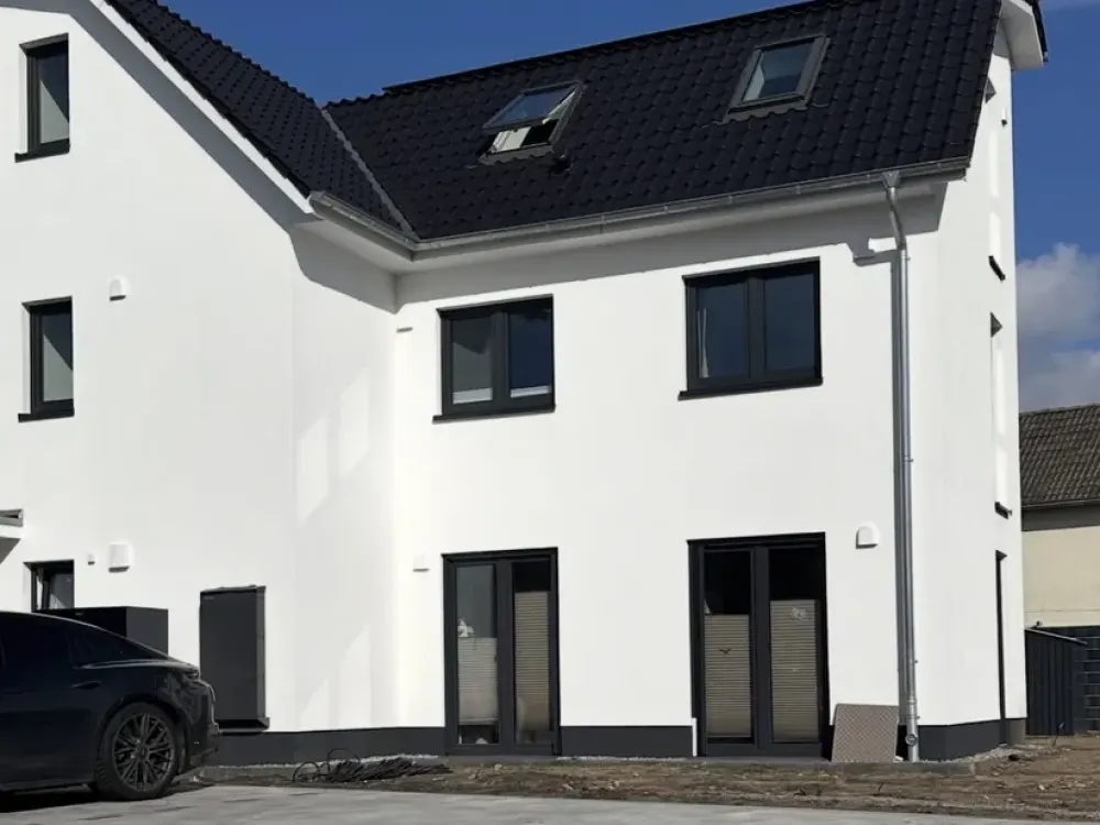 Moderne 3-Zimmer-Neubauwohnung mit Balkon, Einbauküche und Parkplatz in Norderstedt