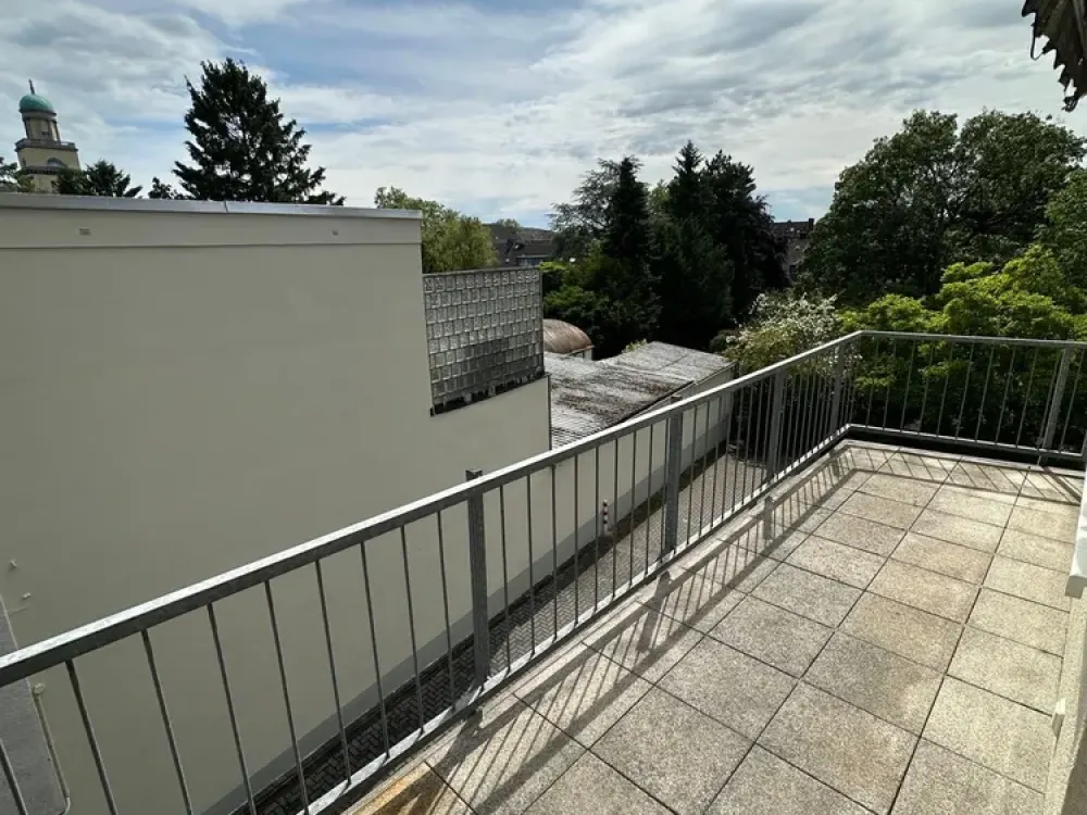 Attraktive und Großzügige Wohnung mit Blick auf den Rathausturm