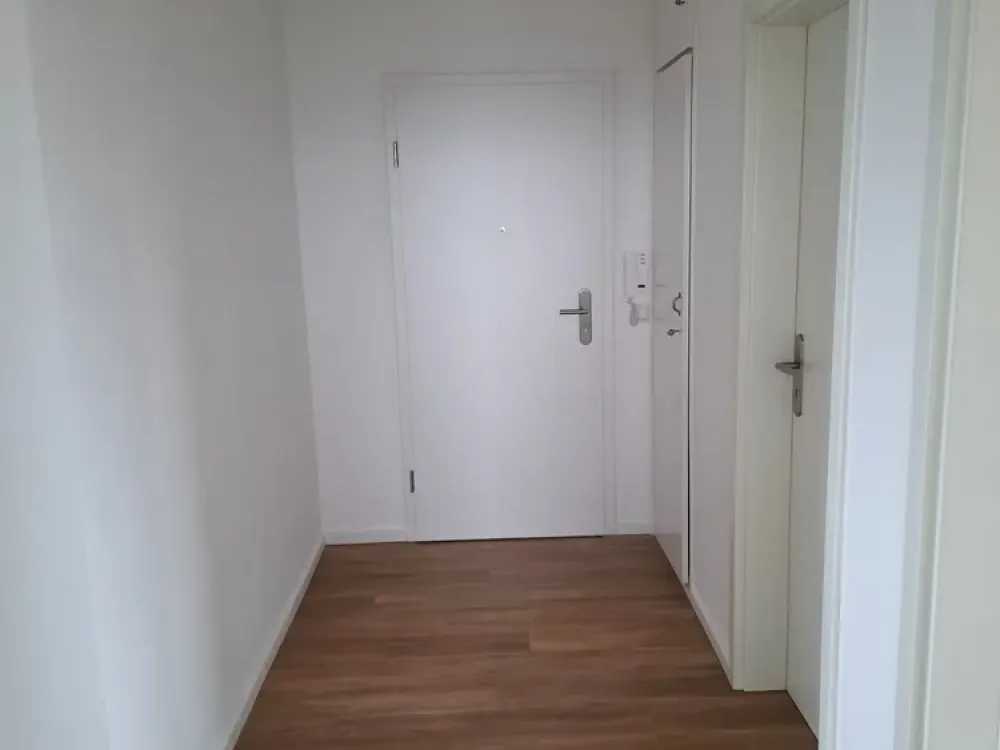 Ruhige 2-Zimmer-Wohnung mit Balkon im 4. OG in Köln