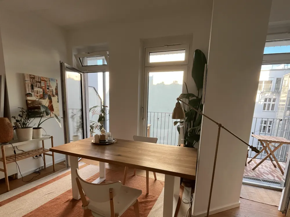 Newly Built 2-Room Apartment with Balcony & Built-in Kitchen in Berlin (Furnished)
