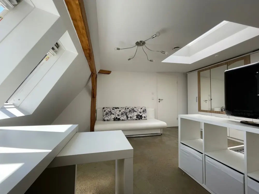 Zentrales WG-Zimmer in Stuttgart-Mitte/Ost