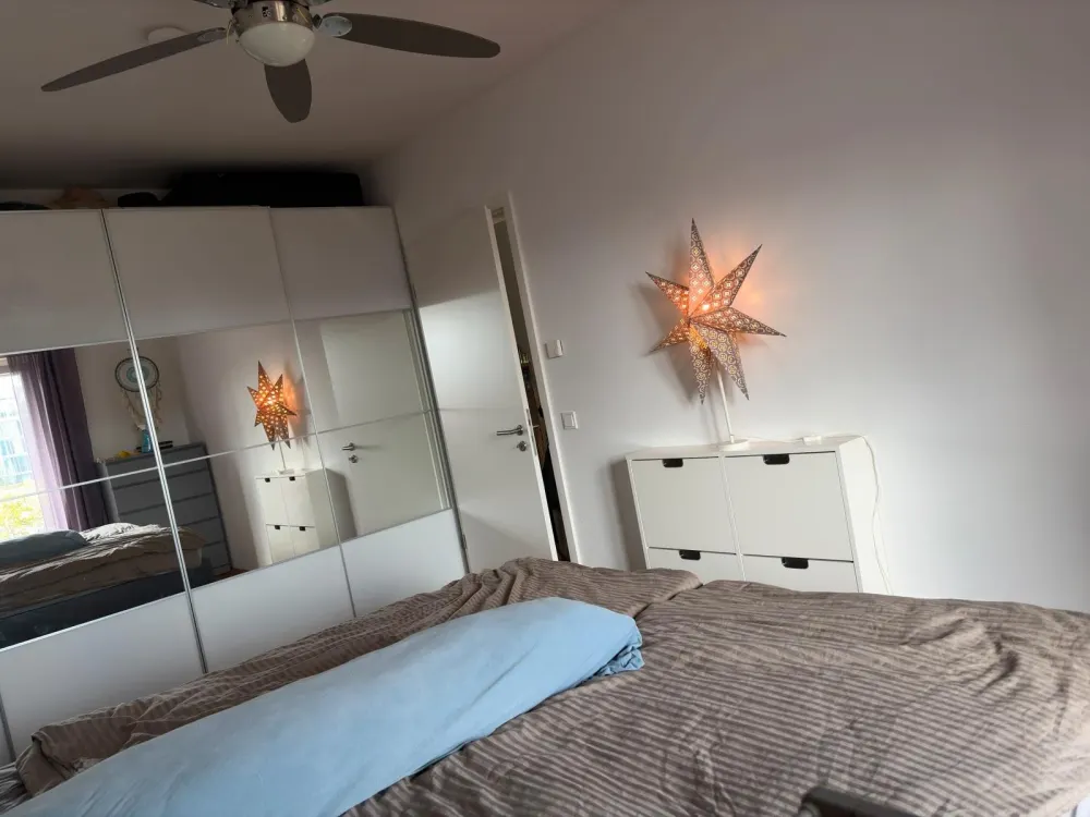 helle 3-Zimmer-Wohnung mit Balkon, zwei Bädern und vielem mehr..