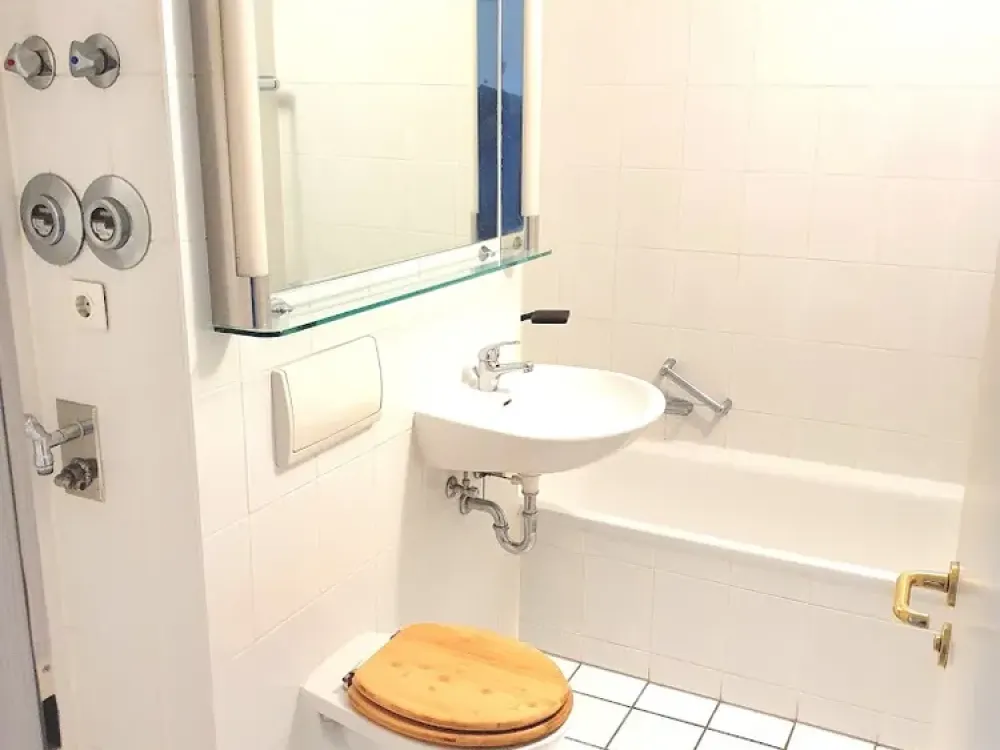 ruhige 2 Zi Wohnung in Weißensee Nähe See