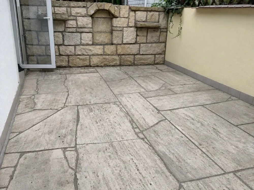 Tierliebe 2 Zimmer Wohnung mit grosser Terrasse ab 01.10.26
