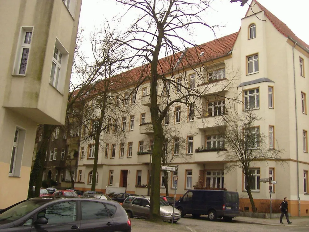 3-Zimmer-Wohnung mit Loggia im 3. Obergeschoss in Berlin-Köpenick
