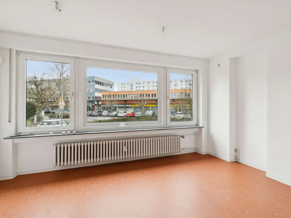 Available Again: 160 m² Unit in Neu-Isenburg, 2 Year Lease