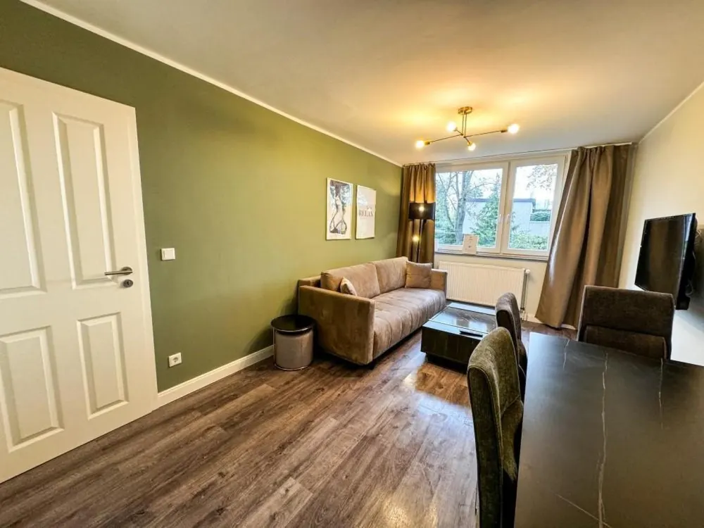 Voll möbliertes 2 1/2 Zimmer Apartment mit High-Speed-Internet