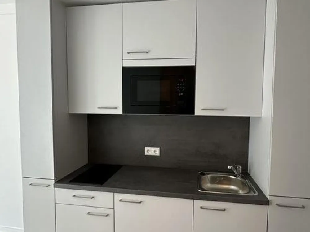 Erstbezug Möbliertes All-Inklusive Studio Apartment in Frankfurt