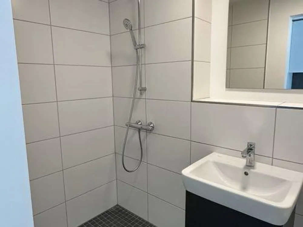Erstbezug Möbliertes All-Inklusive Studio Apartment in Frankfurt