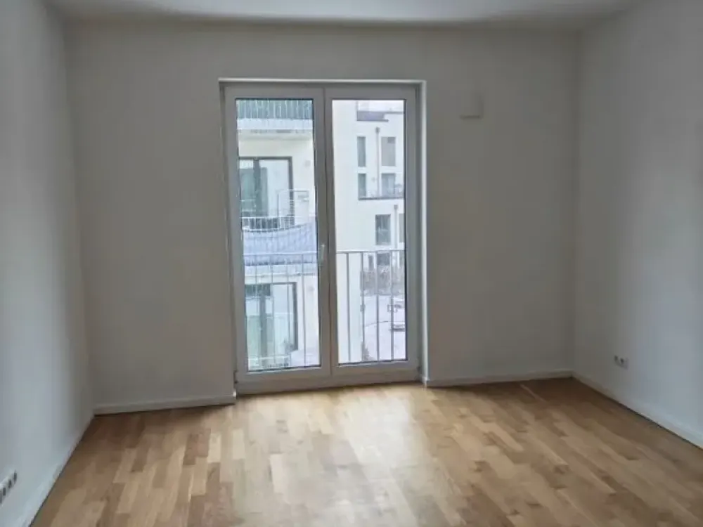 4 Zimmer mit 3 Schlafzimmern und Balkon auf der 2. Etage in Hamburg