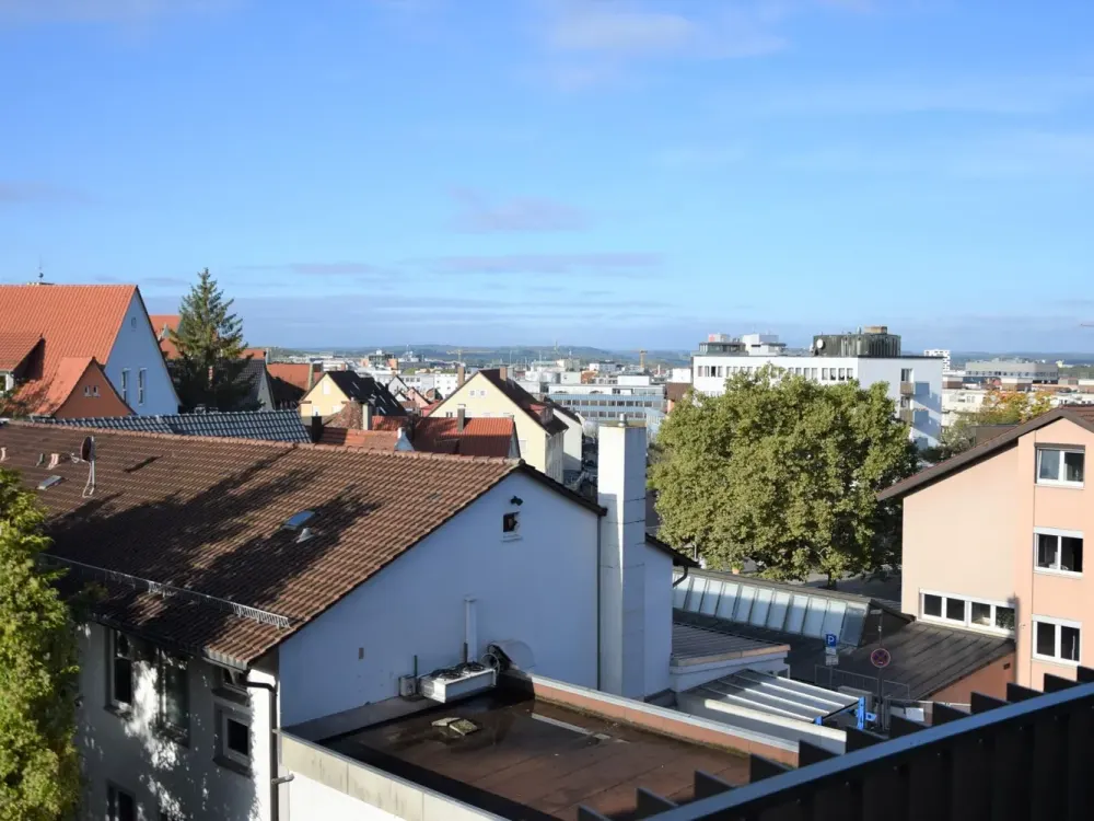 Tolle 2-Zimmer-Whg. mit großem Balkon u. TG-Stellplatz - direkt in Böblingen