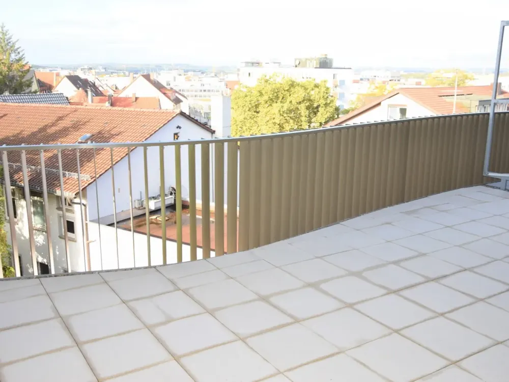 Tolle 2-Zimmer-Whg. mit großem Balkon u. TG-Stellplatz - direkt in Böblingen