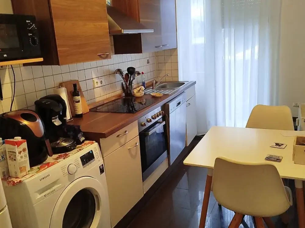 Attraktive 2-Zimmer Wohnung im EG, frisch saniert in Solingen