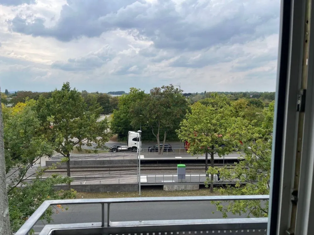 High-quality 2-room apartment with balcony in Hannover - Weinkampswende (30539)