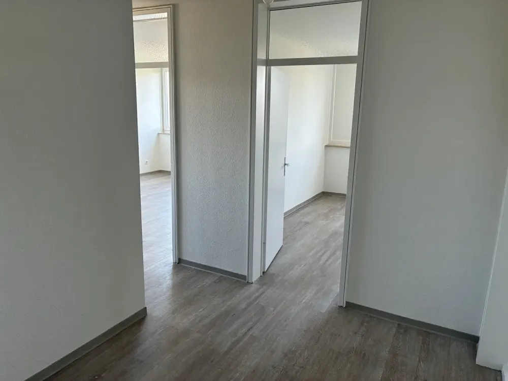 Helle und freundliche 3-Zimmer-Wohnung in zentraler Lage - frisch renoviert