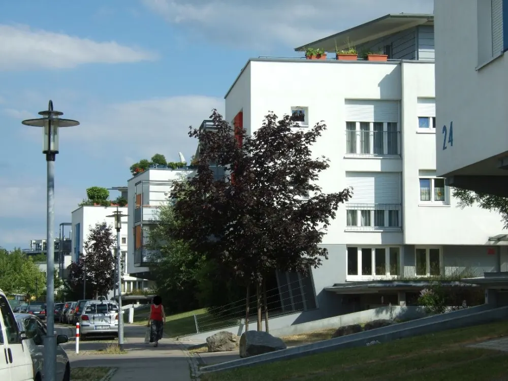 Großzügige 4-Zimmer-Wohnung mit Terrasse!