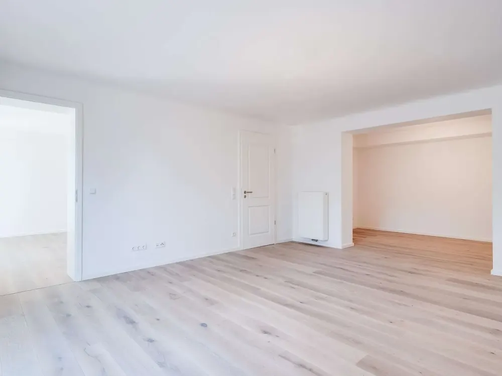 2 - Zimmer Wohnung mit Terrasse in Westend // 2-room APT with terrace in Westend