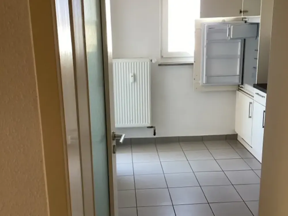 Right in the Middle! Attractive 2-Room Apartment with a View
