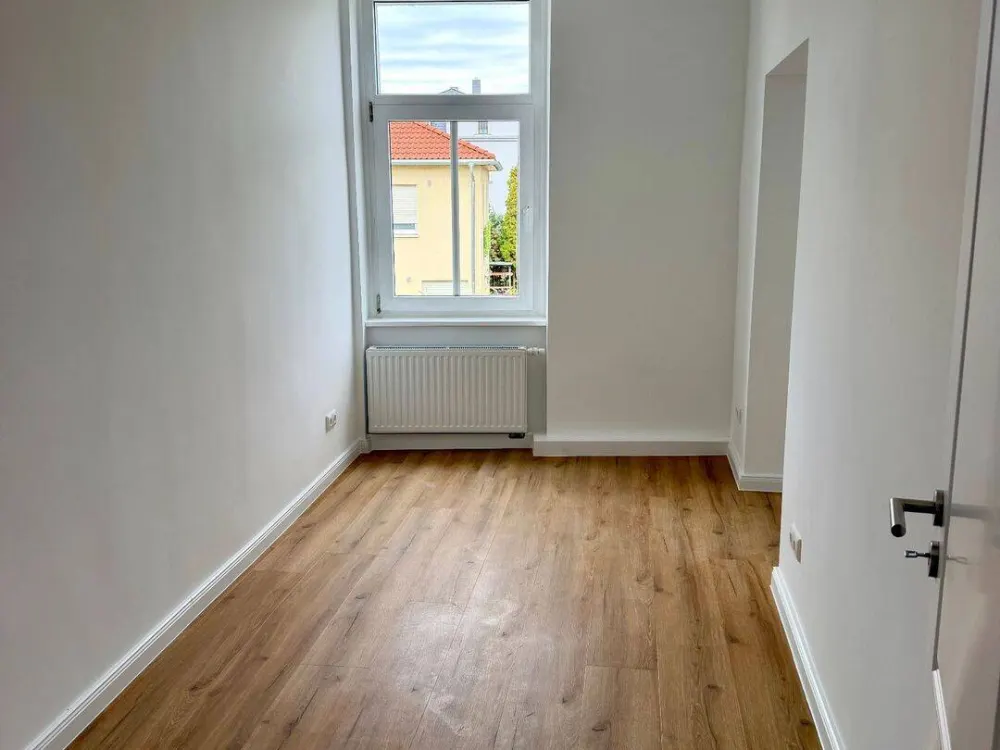 Bright 3.5-Room Apartment with Garden Share in Dresden - First Occupancy After Renovation 2026