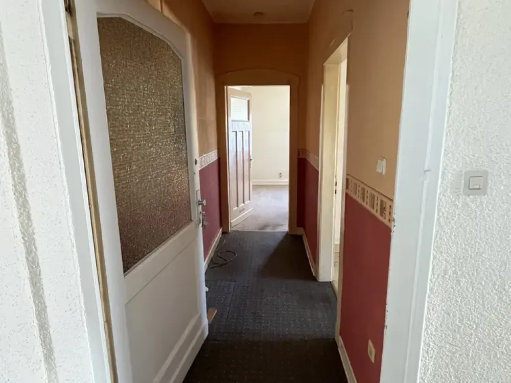 2-Room Apartment, Handyman Skilled, RENT-FREE + MATERIAL