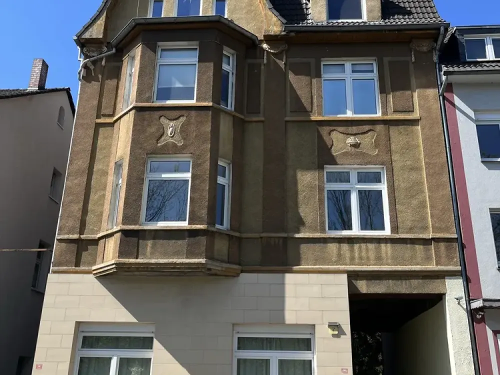 2-Room Apartment, Handyman Skilled, RENT-FREE + MATERIAL