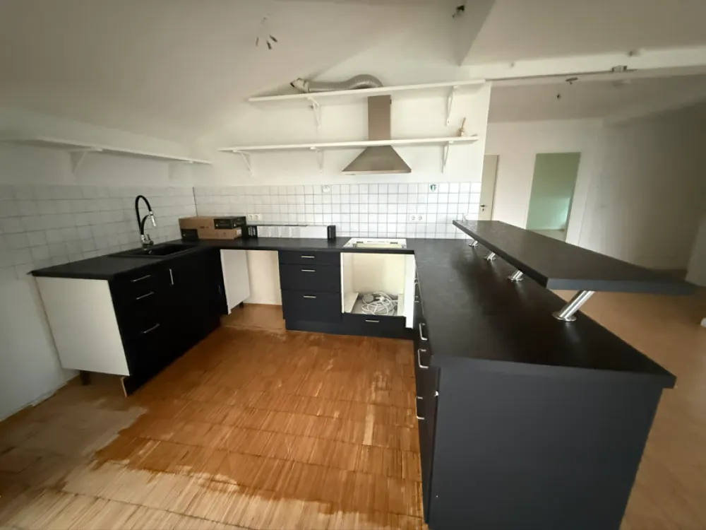 3-Zimmer-Dachgeschosswohnung in Hofheim [HMR-O10E05] [HMR-O10E05]