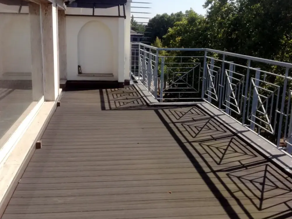 Penthouse directly at Hofgarten | 118 m² | large sun terrace | quiet & central | limited term