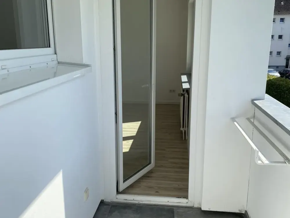 Wohnung mit 3 Zimmern und Loggia in Köln