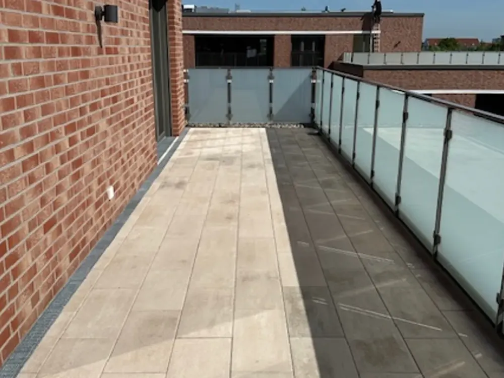 Living with Character: 3-Room Penthouse Apartment with Two Roof Terraces